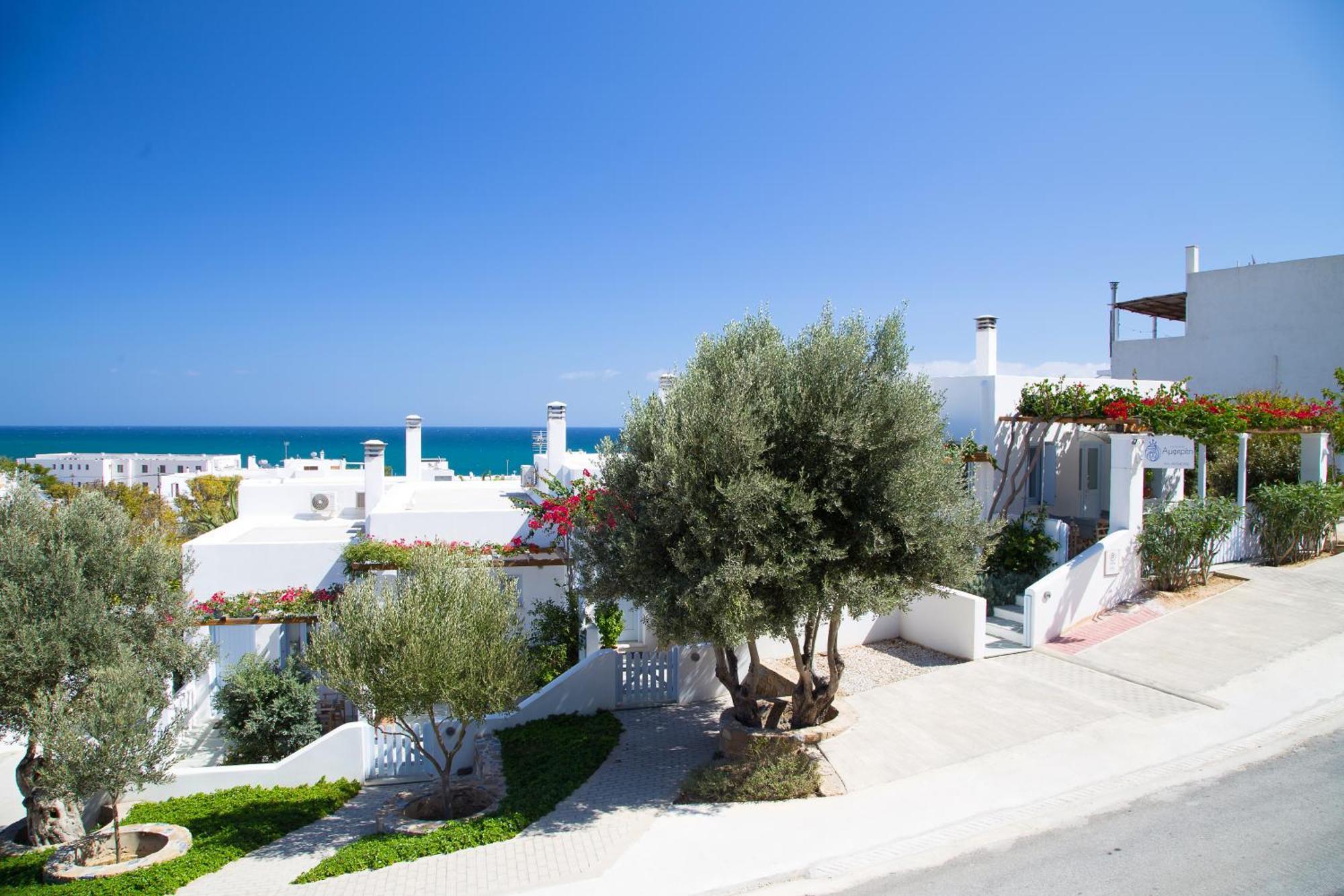 Amphitrite Apartments Скирос Екстериор снимка