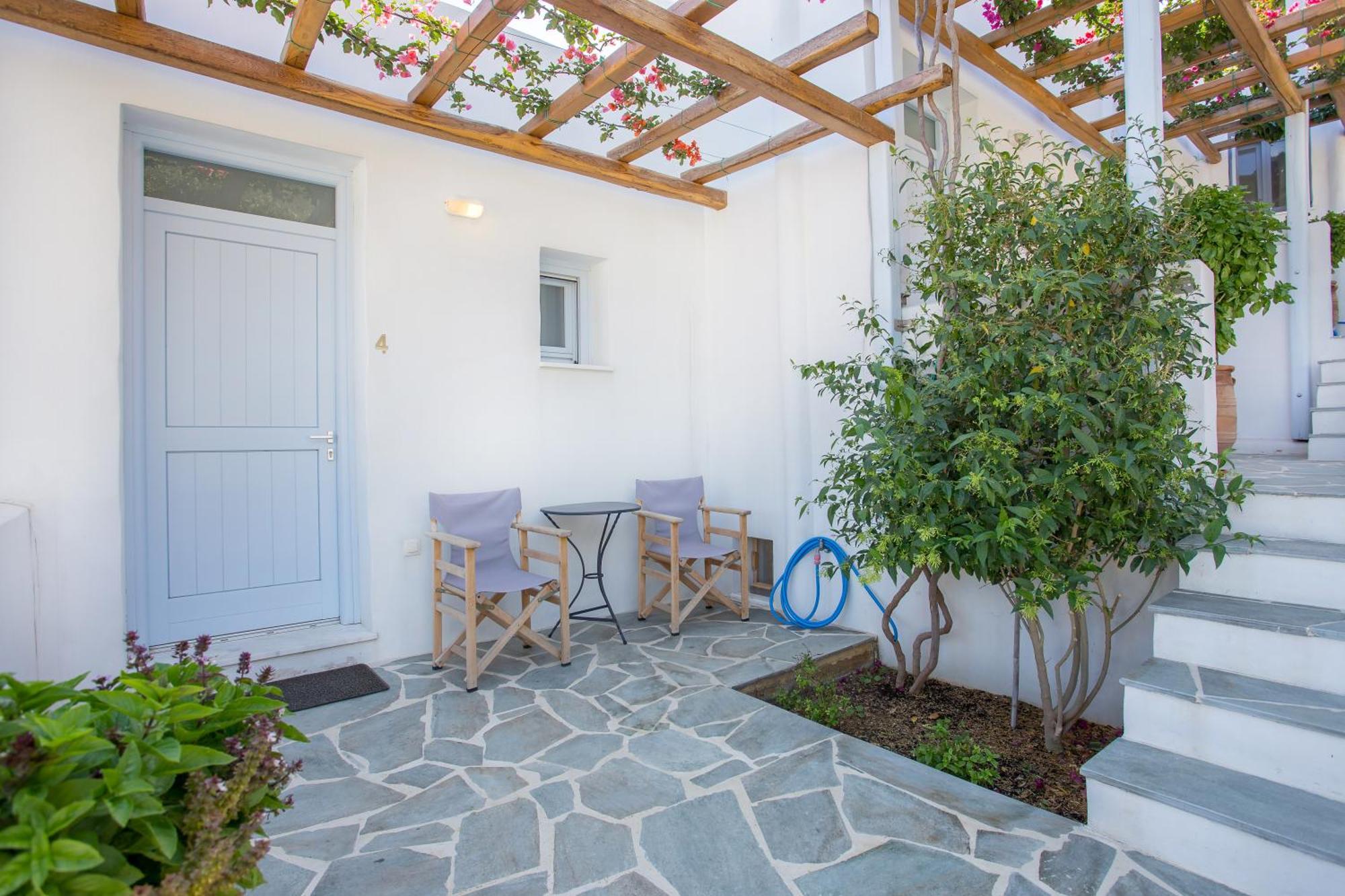 Amphitrite Apartments Скирос Екстериор снимка