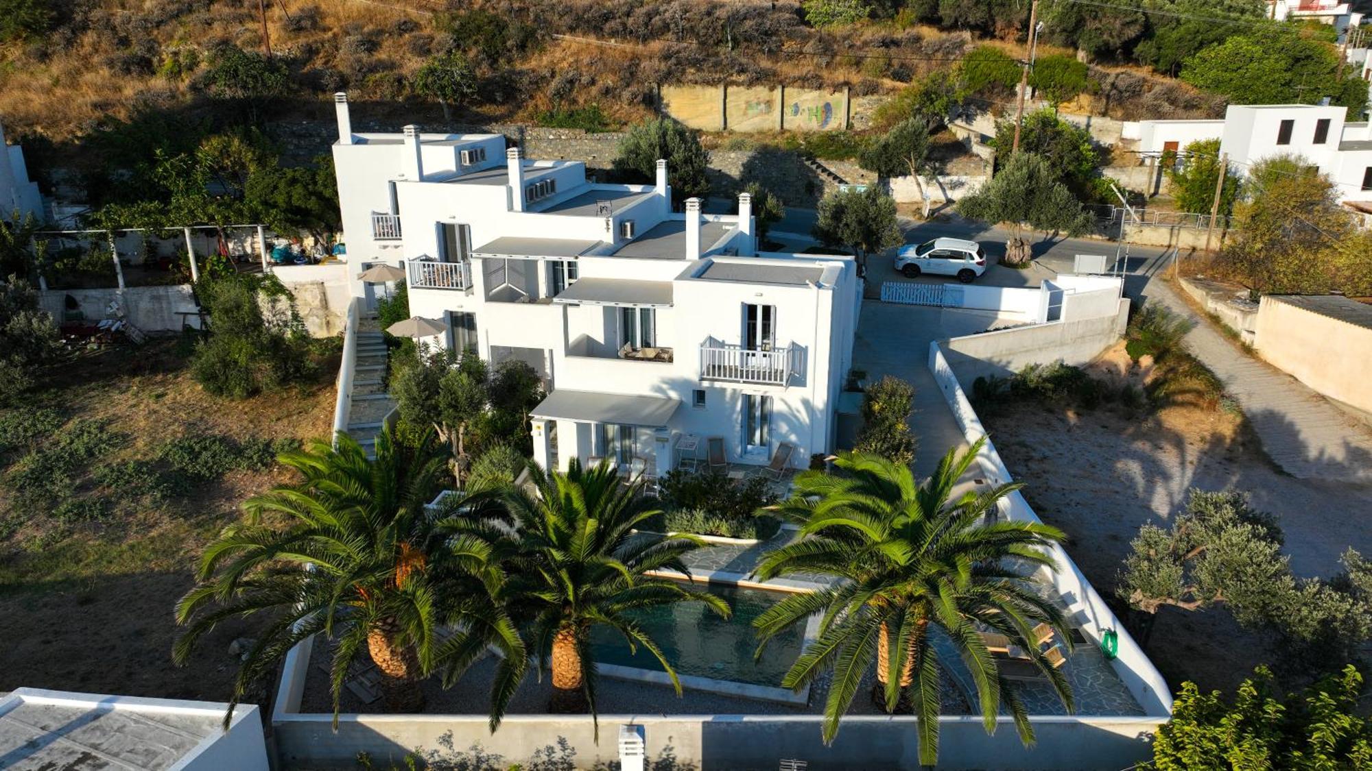 Amphitrite Apartments Скирос Екстериор снимка