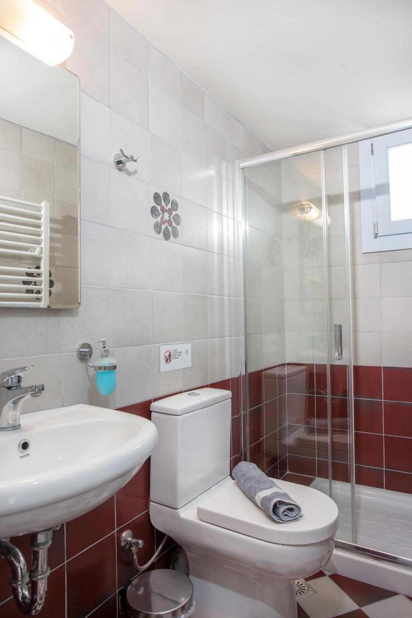 Amphitrite Apartments Скирос Екстериор снимка